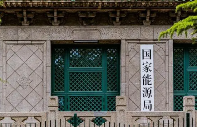 風(fēng)起“綠”涌正當(dāng)時 新型儲能激發(fā)能源轉(zhuǎn)型生機活力